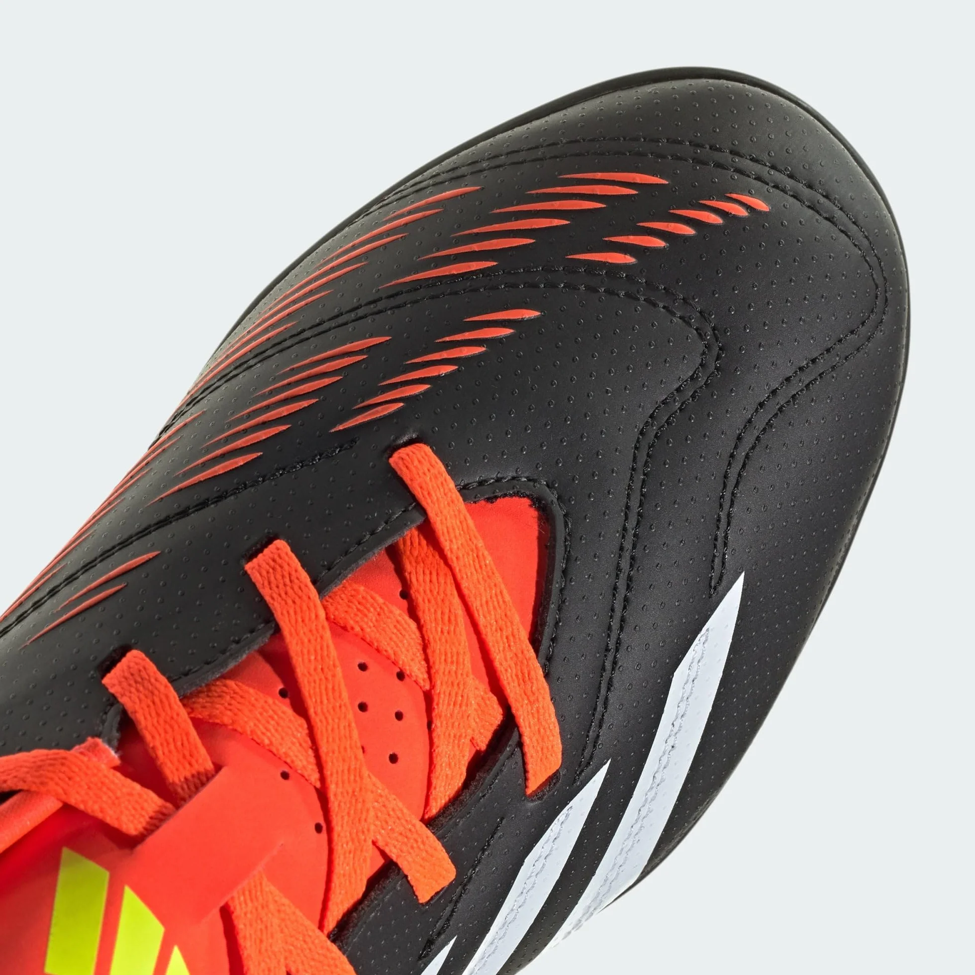 adidas Predator Club Turf Scarpe da ginnastica Unisex Adulto