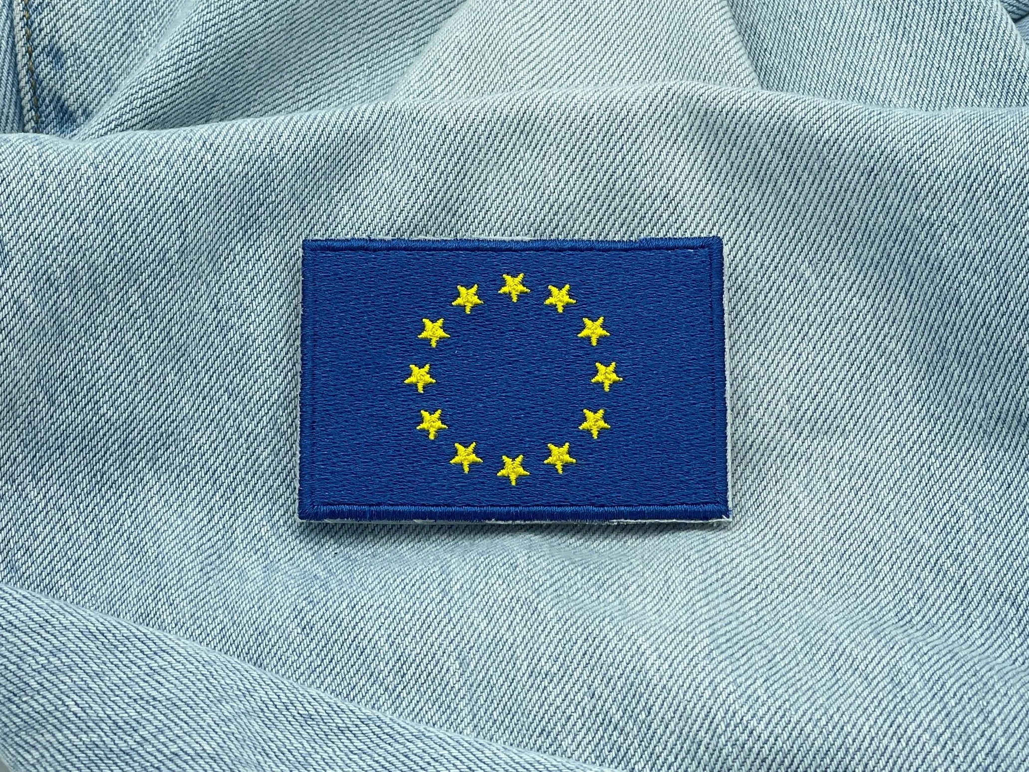 Toppa con retro per bandiera europea, con bandiera europea