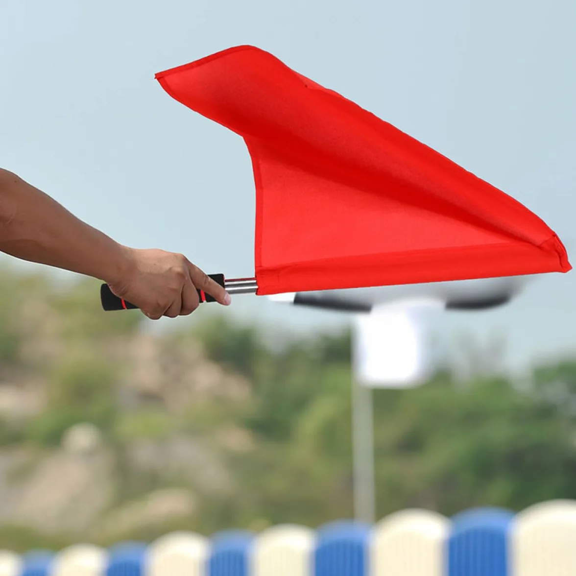 Bandiere Segnaletiche Rosse 4 Pezzi Manico Robusto Acciaio Inossidabile per Traffico Sport Arbitri