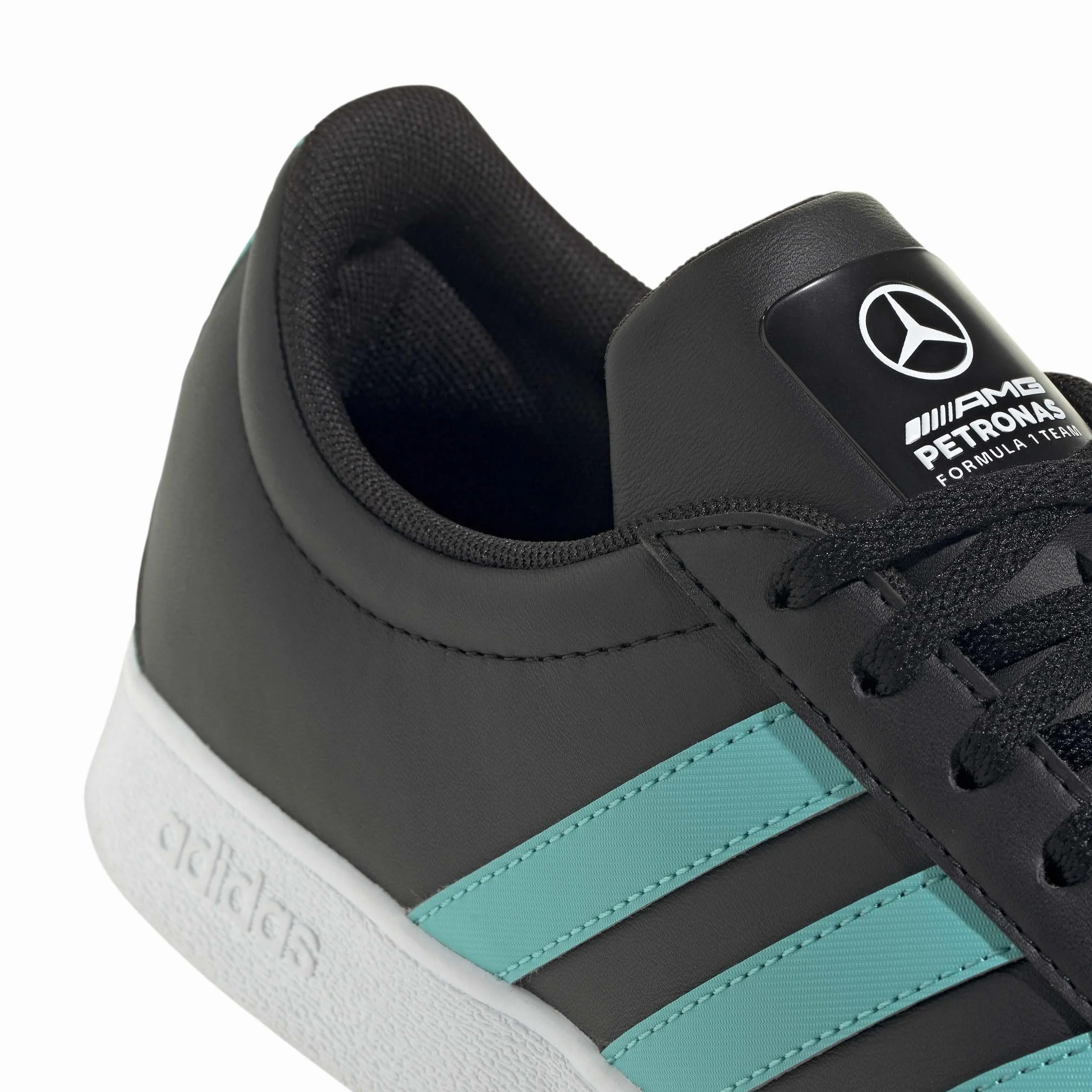 Adidas Unisex - Adulto Mercedes - AMG Petronas Formula One Team VL Court Scarpe