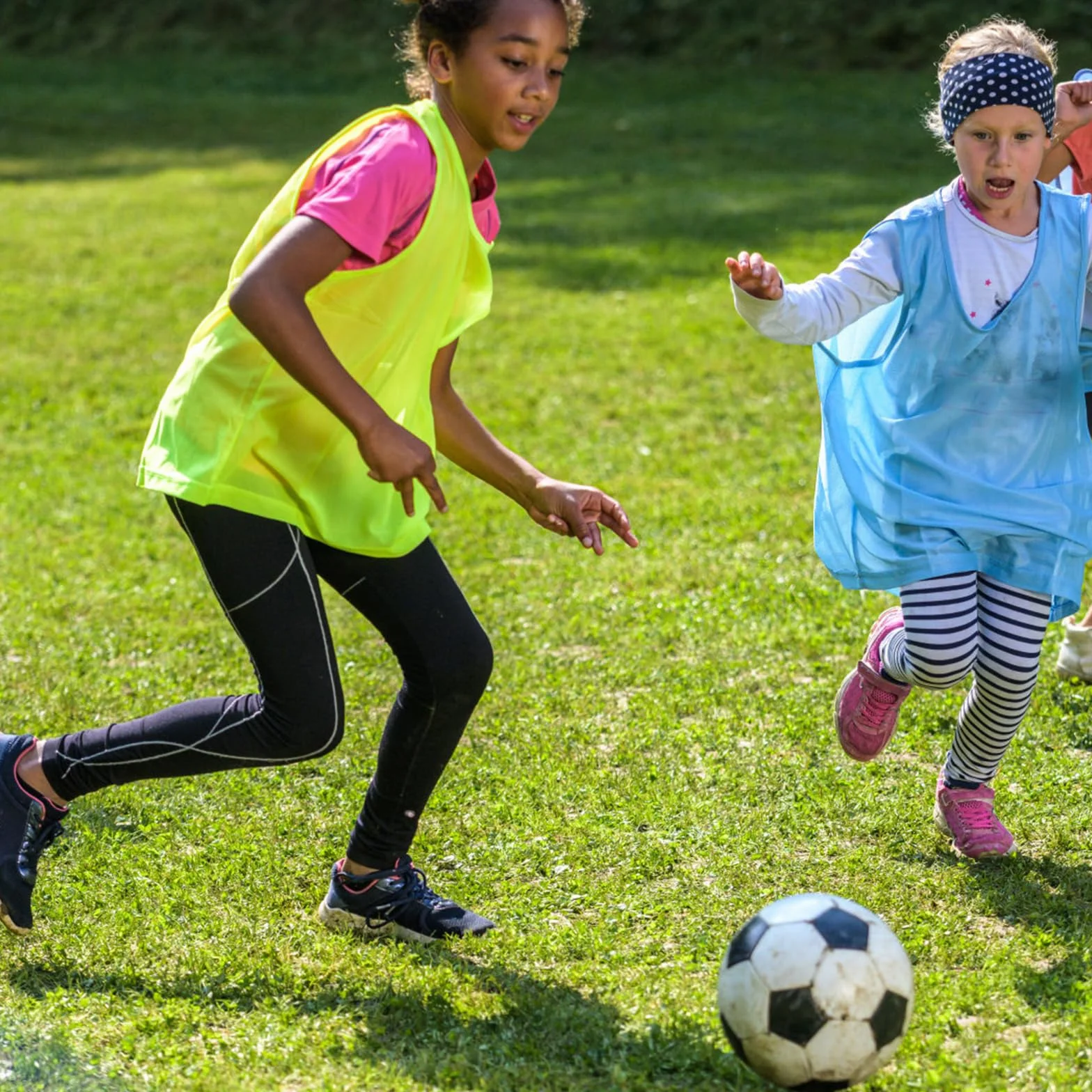 Pettorine Calcio Bambini 6 Pezzi Gilet da Allenamento Sports Bibs