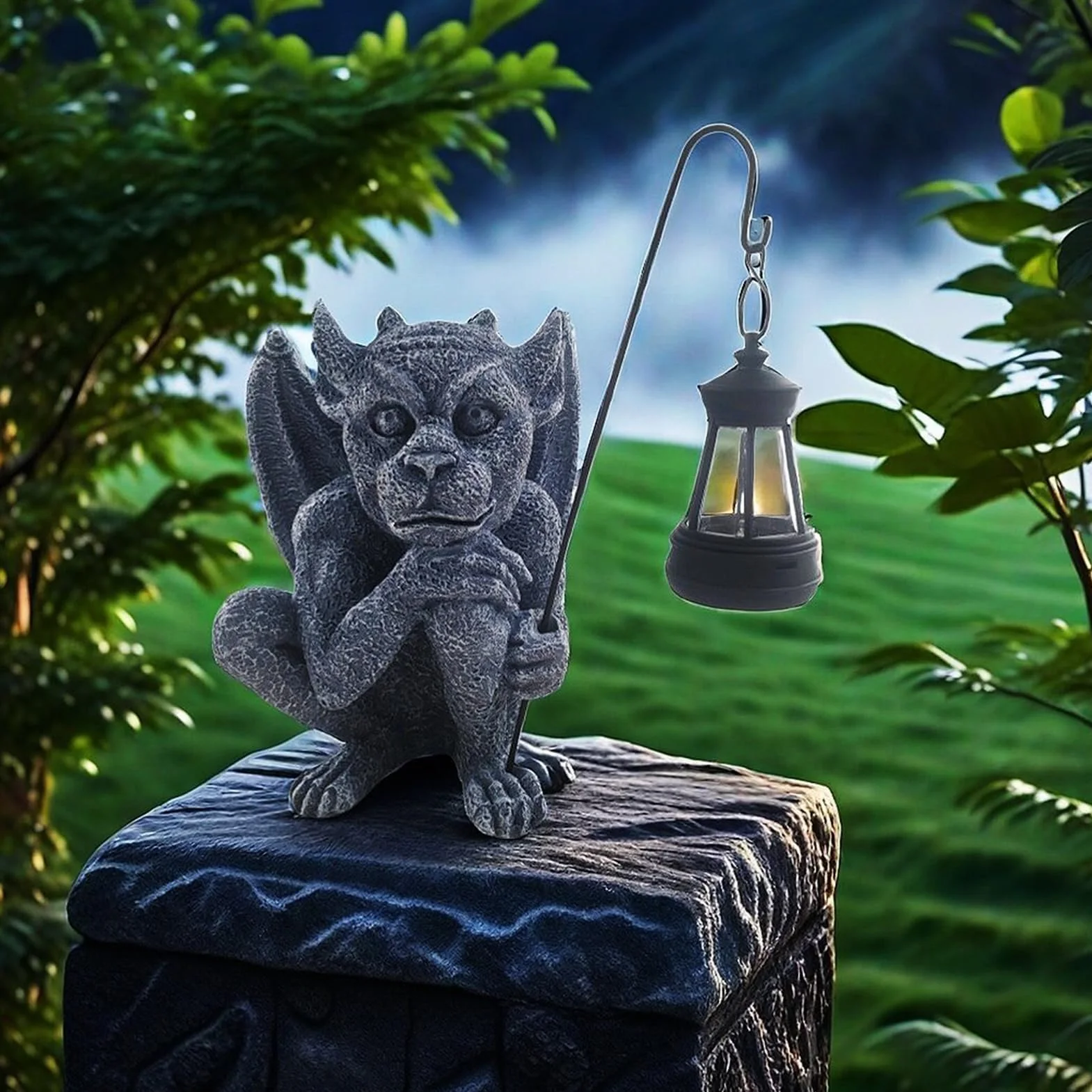 BestAlice Statua del Gargoyle, Statuetta Scultura del Guardiano del Giardino con Luce, Statua Gotica per Interni Ed Esterni da Giardino, Statua della Decorazione Gotica del
