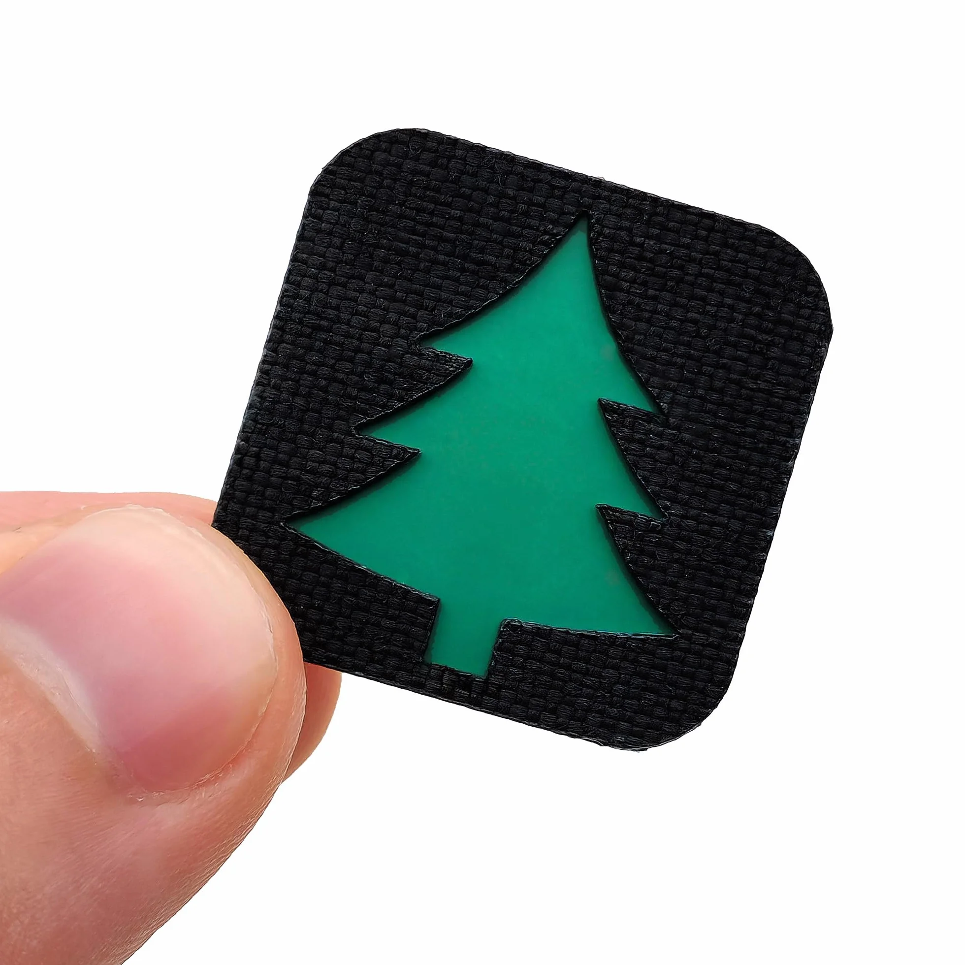 Toppa a forma di piccolo albero di pino, per esterni, con occhio di gatto, per zaini, cappelli, attrezzi da campeggio, stile tattico