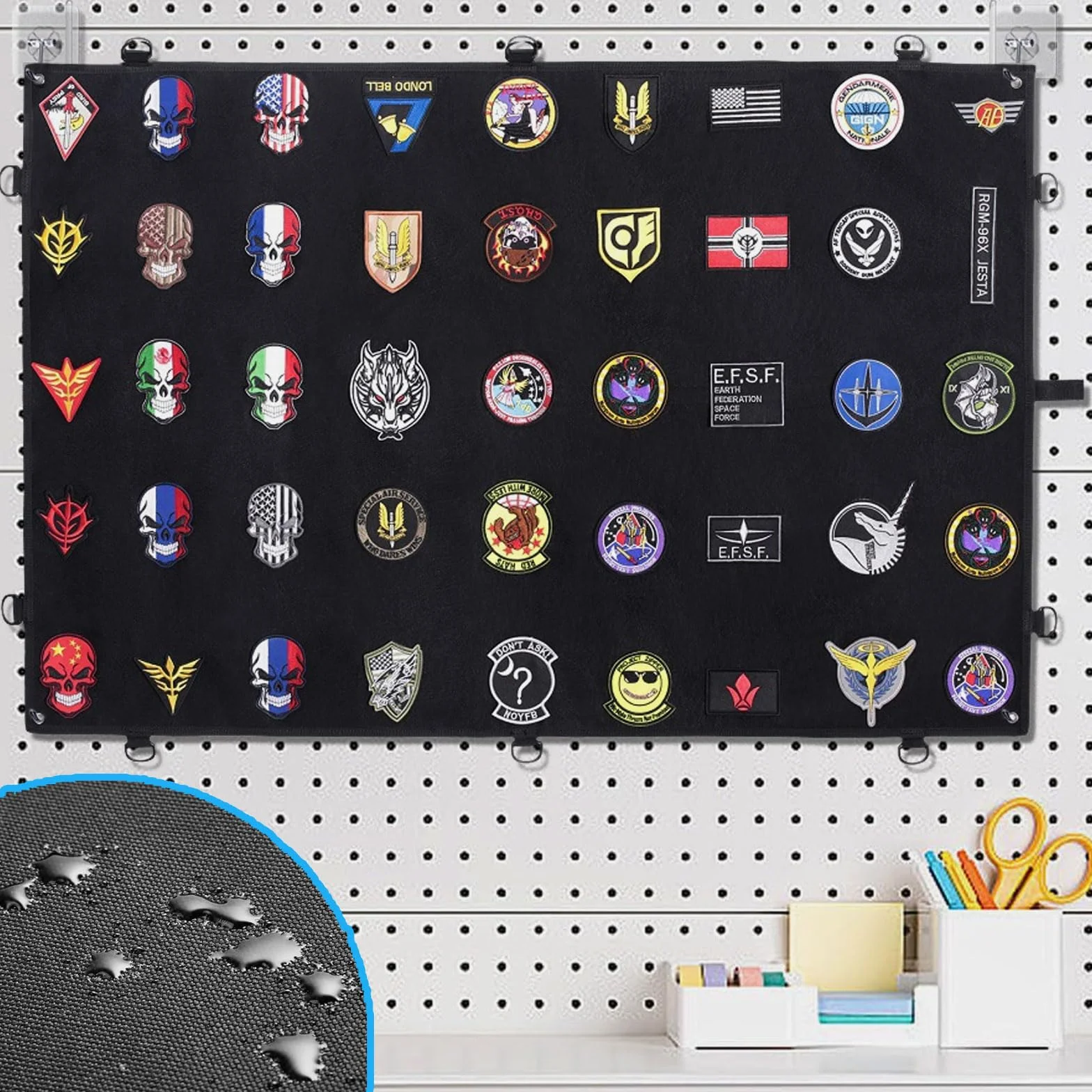 110x70cm Pannello Raccolta Patch Militari Tattici Pannello da parete tattico militare Pannello di visualizzazione Pieghevole di toppa morale con 4 Ganci per Timbri Distintivi