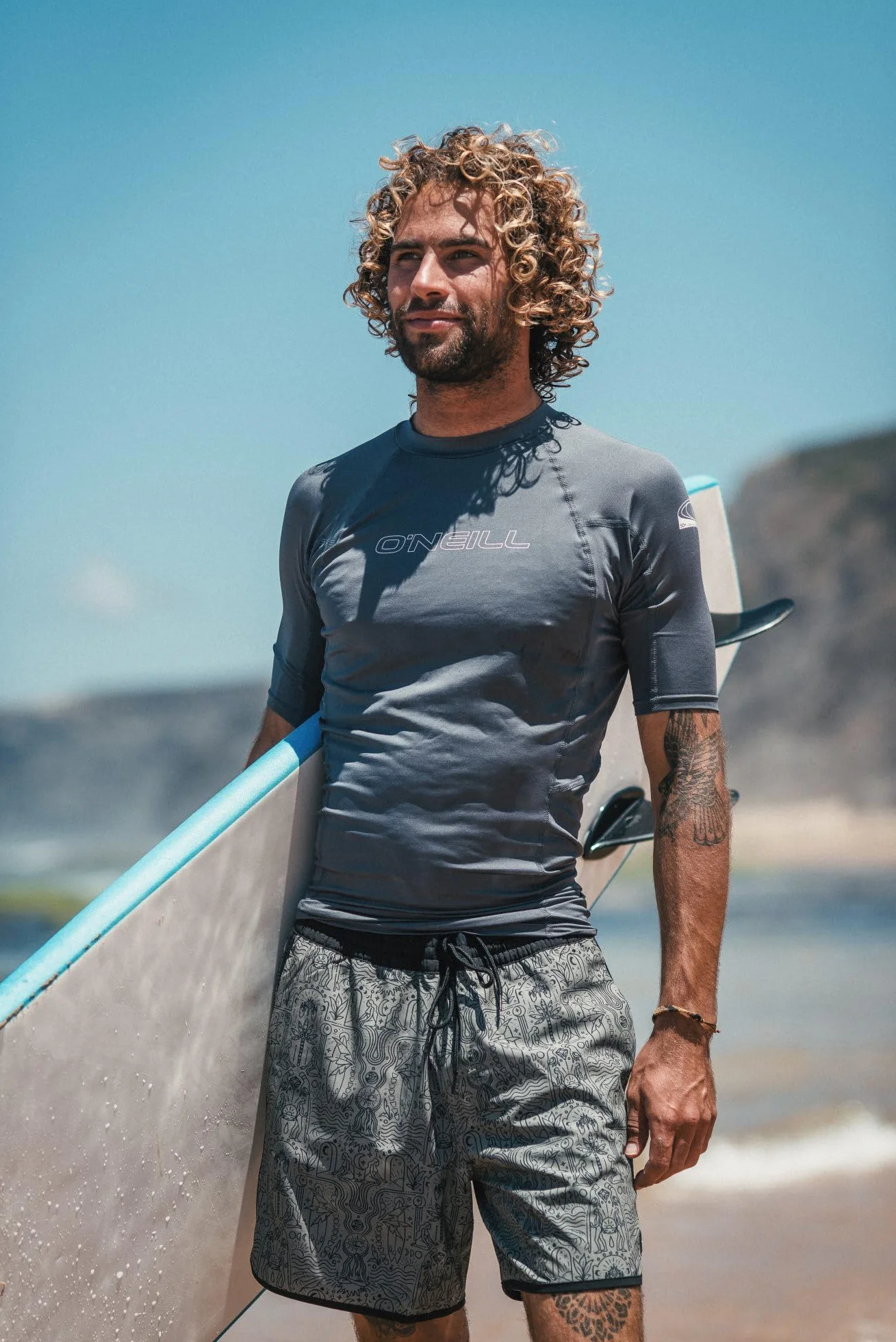 Oneill Wetsuits – Maglia da muta da uomo Basic Skins Crew Rash Vest, a maniche corte