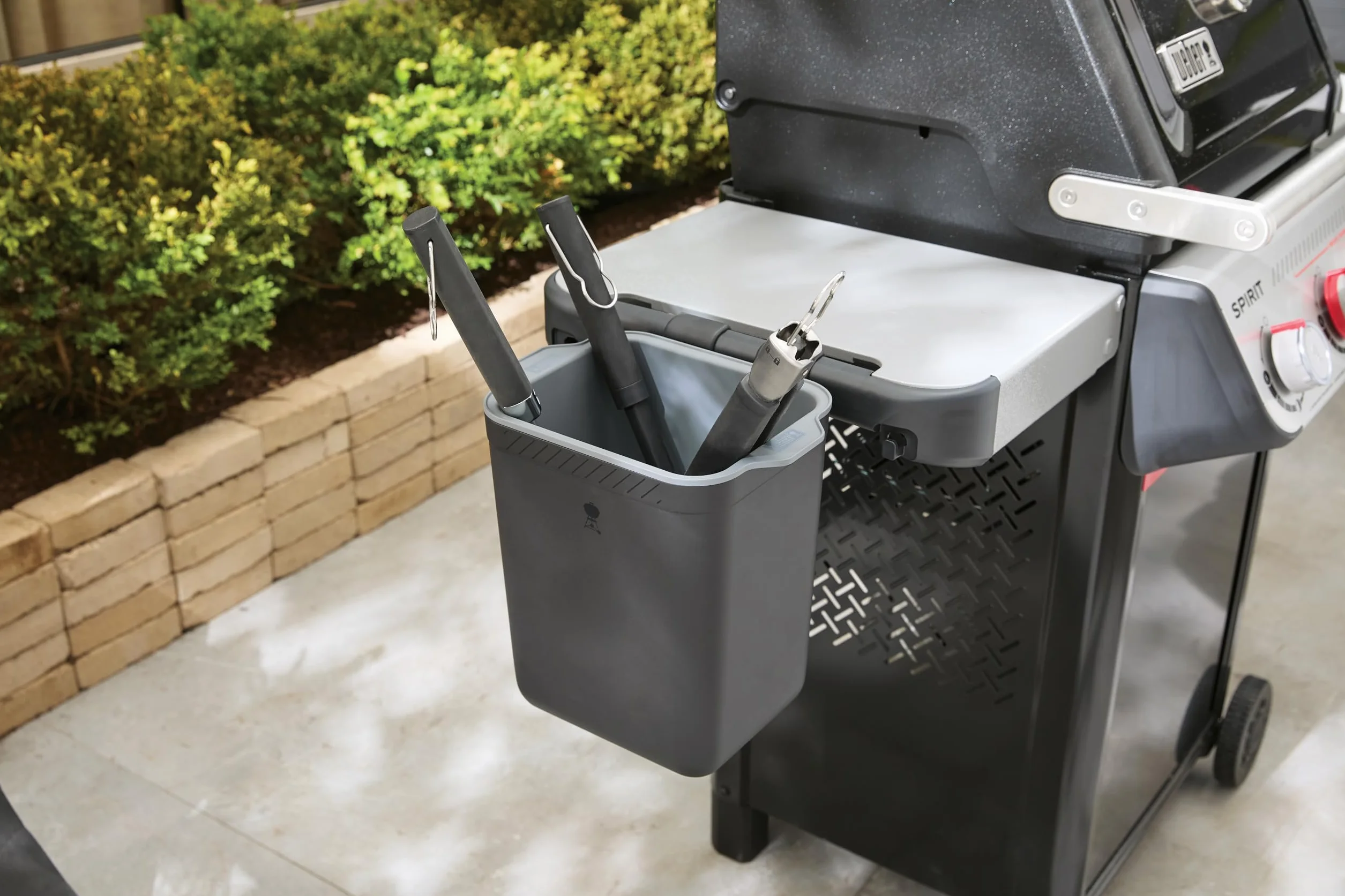 Weber Works portautensili – Snap On, per appoggiare Gli Utensili da Barbecue, Facile da Fissare alla Barra Works, Lavabile in lavastoviglie – Nero (3401323)