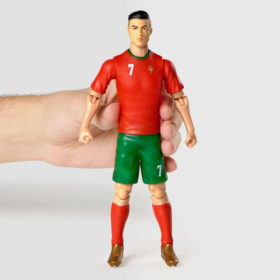 Megableu - Statuetta Calcio Ronaldo - 20 cm - Grande Figura Calciatore Realistico & Articolato - Licenza Ufficiale - 10 Punti Articolazione - Giocattolo Calcio Team Portogallo - Idea Regalo Fan