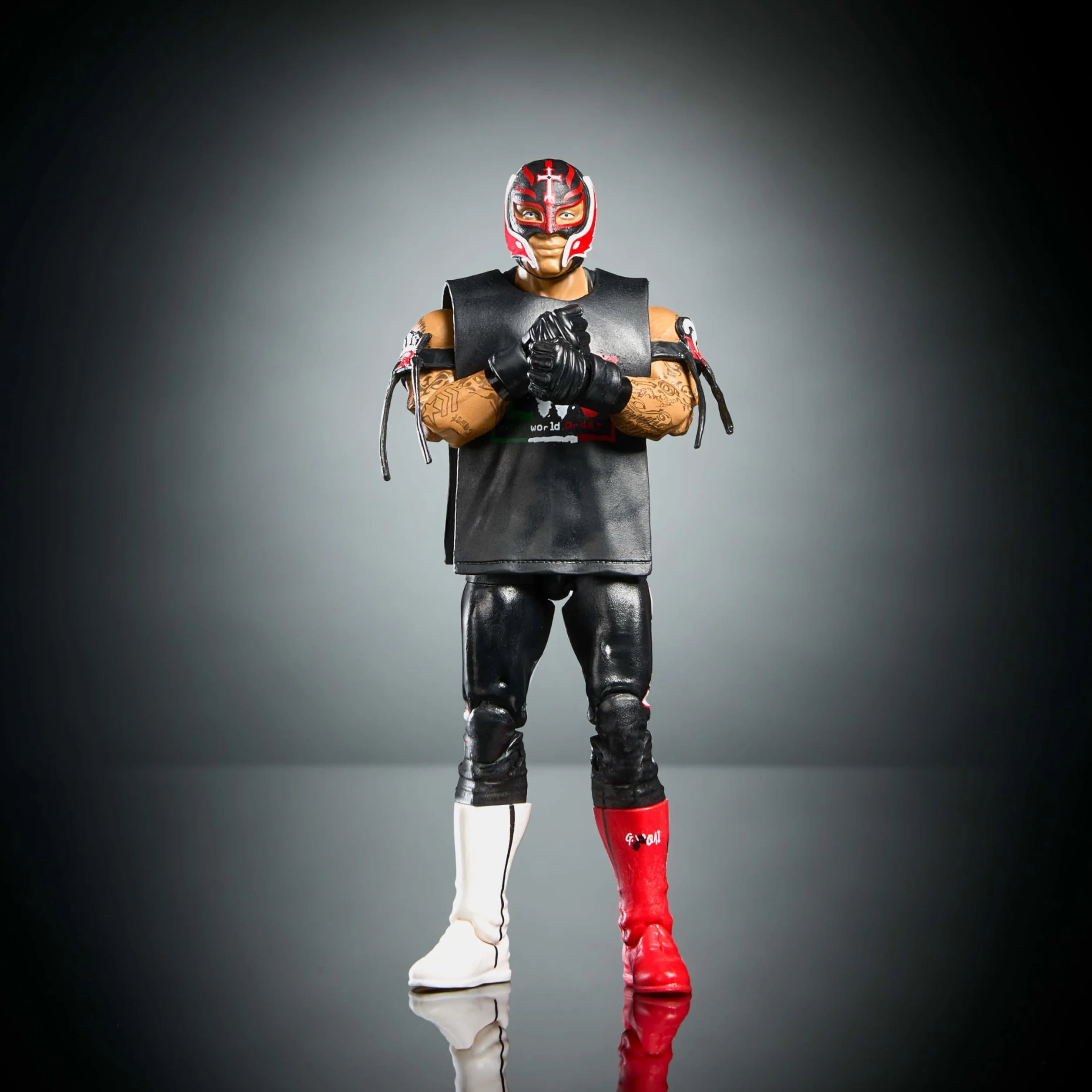 Mattel WWE Elite Collection Top Picks - Set di action figure e accessori, Rey Mysterio, 15,2 cm, da collezione, con mani intercambiabili, abbigliamento da ring e 25 punti di articolazione