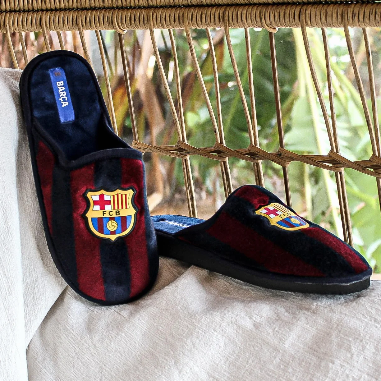 MARPEN SLIPPERS, Pantofole Invernali Ufficiali FC Barcelona di Calcio Bambini