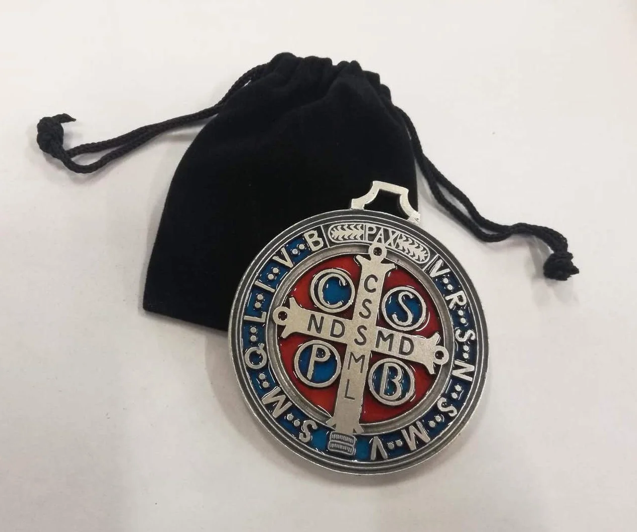 Lazzaro Italy San Benedetto Medaglia placcata argento dipinta a mano - 7 cm