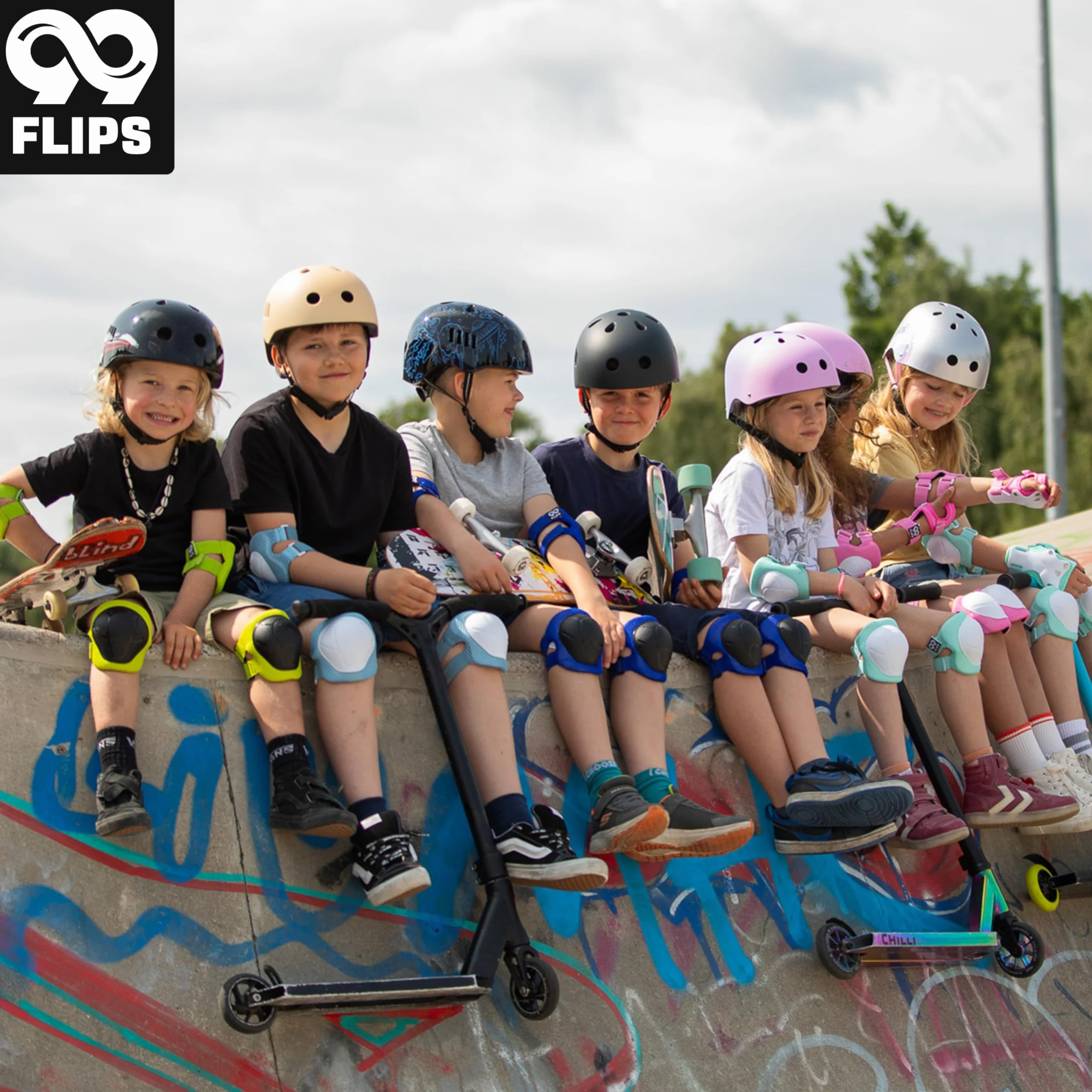 99FLIPS Protezioni Skateboard Bambini Set FLASH Ginocchiere Gomitiere Pattini in Linea
