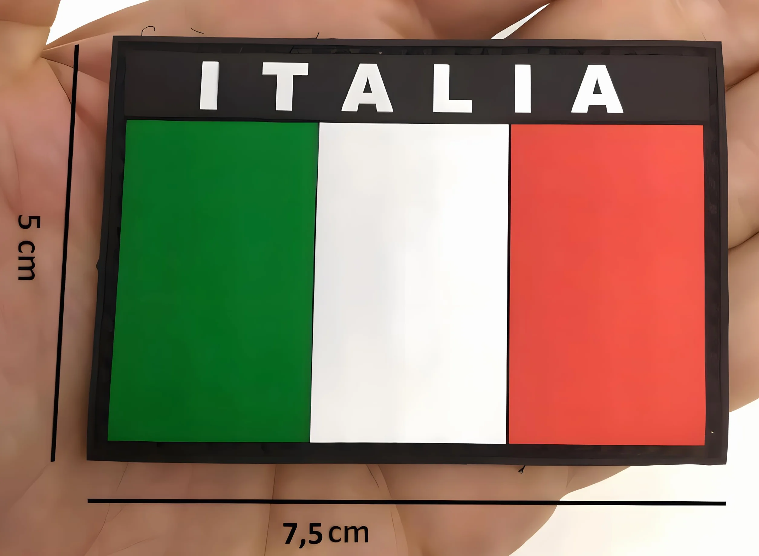 Toppa Patch Bandiera Italia Velcrata Italia 3D con strappo in PVC Bandiera Italiana 7,5x5 cm