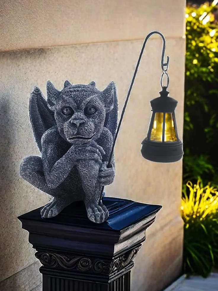 BestAlice Statua del Gargoyle, Statuetta Scultura del Guardiano del Giardino con Luce, Statua Gotica per Interni Ed Esterni da Giardino, Statua della Decorazione Gotica del