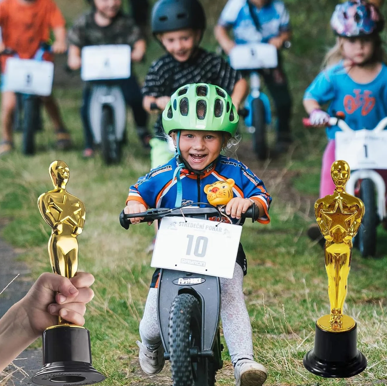 Trofei Calcio per Bambini 4 PCS Coppa Plastica Placcata Oro Premiazione Sportiva