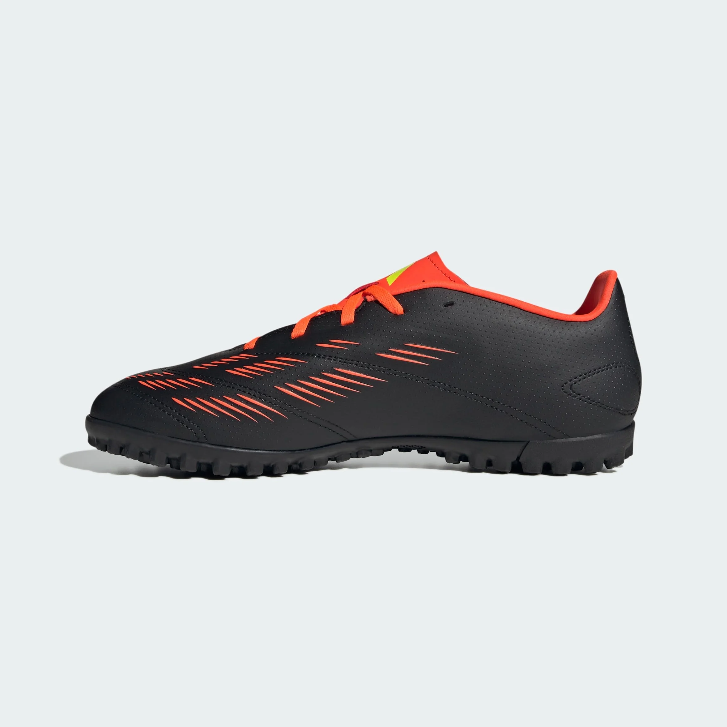 adidas Predator Club Turf Scarpe da ginnastica Unisex Adulto