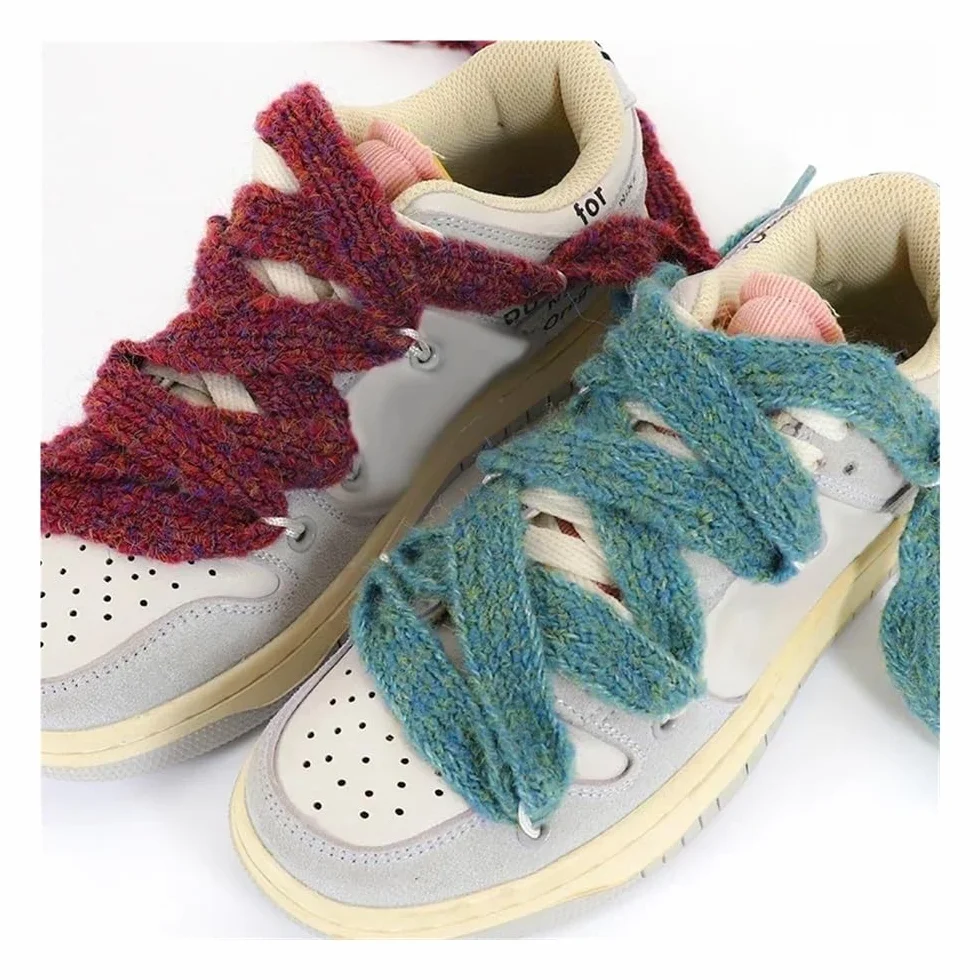 Lacci per scarpe da ginnastica in mohair colorati a strato singolo, 1,8 cm, larghi, piatti, in peluche, per scarpe da donna, accessori